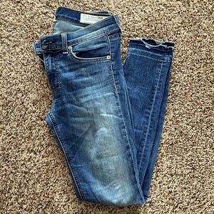 Rag and bone ankle skinny jean size 27